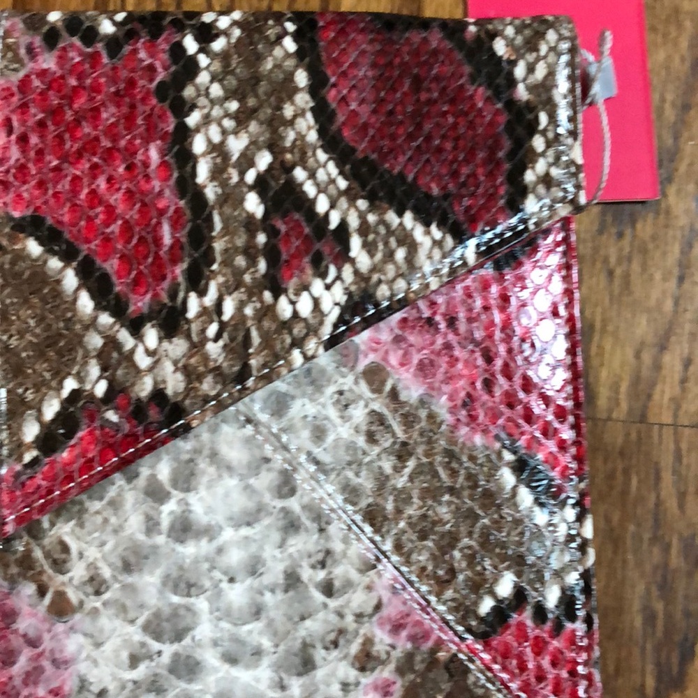 Brand new red and brown snakeskin clutch - Picture 3 of 5